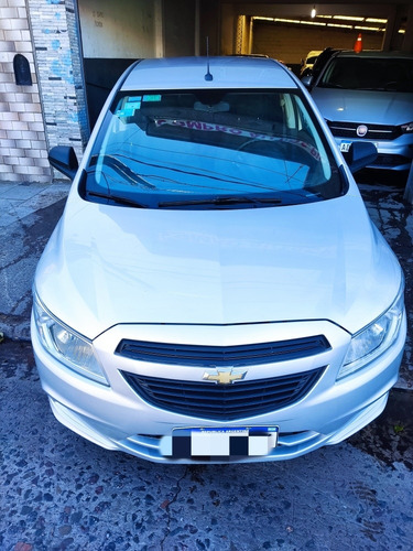 Imagen 5 de 12 de Chevrolet Prisma 2017 1.4 Joy Ls 98cv