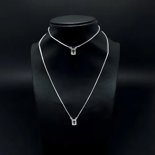Escapulario con colgante de cruz italiana unisex de plata maciza 925