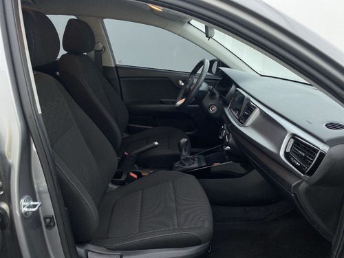 Imagen 15 de 25 de Kia Rio Vibrant