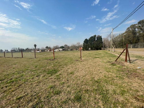 Imagen 2 de 7 de Lote De 2050 Mts2- Belgrano Y San Martin- Andino