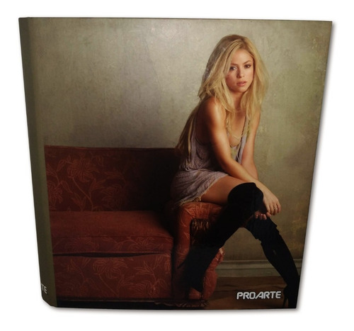Imagen 1 de 1 de Carpeta Escolar Proarte Nº3 3x40 Shakira