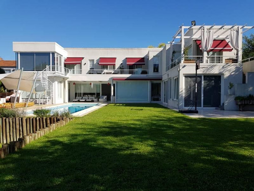 Espectacular Propìedad A La Laguna