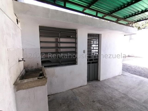 Imagen 30 de 30 de Casas Comercial En Alquiler En Zona Este Nueva Segovia Barquisimeto #23-6730 Daniela Linarez 04245390659