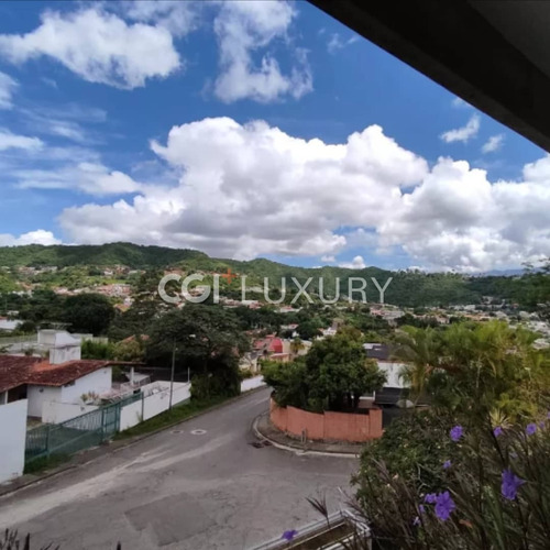 Cgi+ Vende Casa De Lujo En Prados Del Este, Caracas