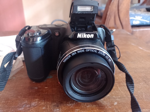 Camara Semi Profesional Nikon Coolpix L320