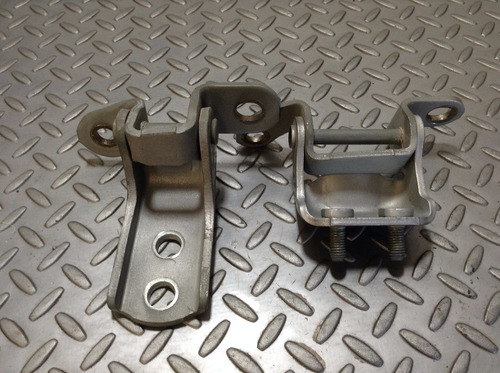 Par Bisagras Puerta Trasera Izquierda Toyota Corolla 03-08
