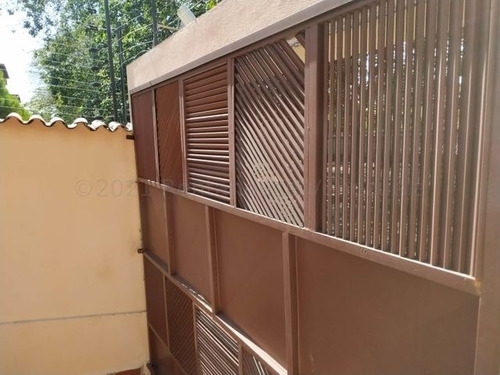 Imagen 26 de 30 de Casa En Venta Prebo I Valencia Carabobo 22-14466 Gerardo Guillen Rent-a-house
