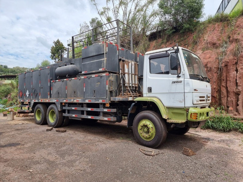   Mercedes-benz 2726 6x4 Ano 2011 / Comboio / Chassi Traçado