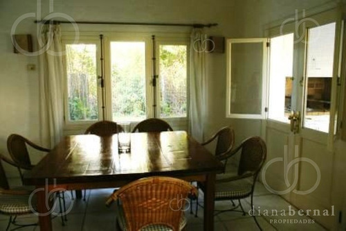 Punta Del Este, Rincon Del Indio, Brava, 3 Dormitorios Y Piscina.- Ref: 41119