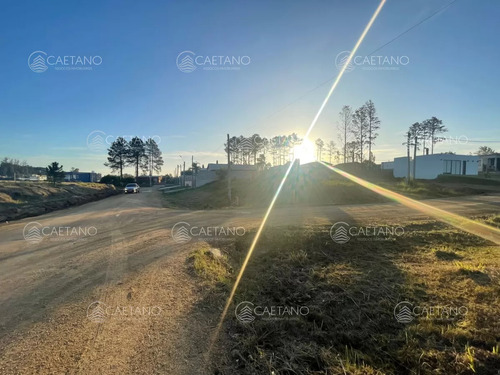 Venta Terreno Altos De La Laguna