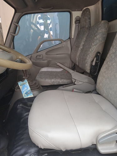Imagen 7 de 7 de Toyota Dyna
