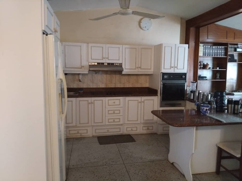 Imagen 5 de 13 de Casa En Jardín Levante Puerto Ordaz