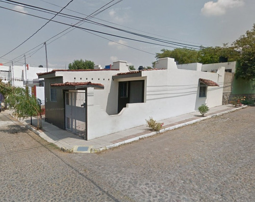 Sk17 Hermosa Casa En Venta, En Excelente Estado Ideal Para Iniciar Tu Patrimonio En Colima Lindavista,pago Accesible En 2 Exhibiciones, Solo Recursos Propios. No Infonavit