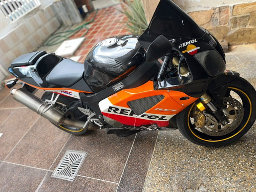 Imagen 4 de 9 de Honda Cbr Racing