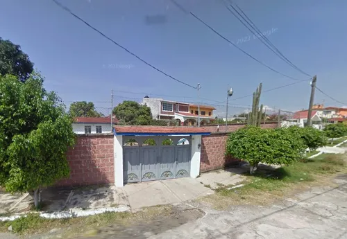 Remato Casa En Calle Dalia, Col. Brisas De Cuautla, Cuautla Morelos.