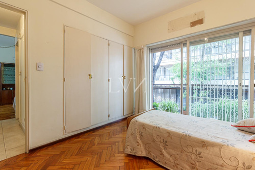Venta Departamento 3 Ambientes Con Dependencia Y Patio - Balvanera