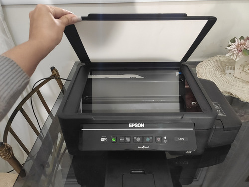 Para Arrumar Multifuncional Cor Epson Ecotank L375 127/220v Preto (Usado)