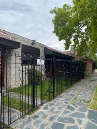 Imagen 2 de 12 de Venta Ph 4 Ambientes En Parque Luro
