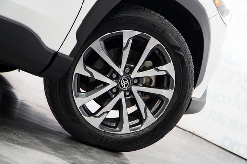 Toyota Corolla Cross Xle 2024