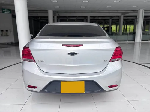 Chevrolet Onix 1.4 Lt