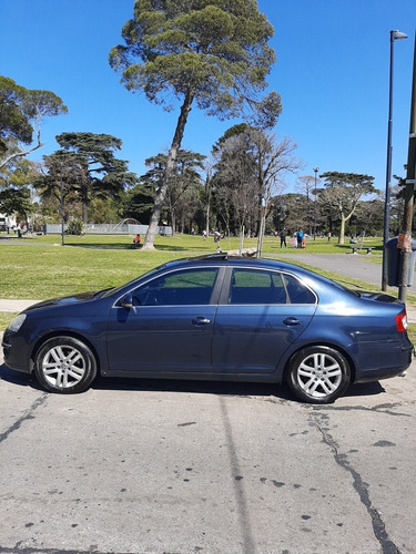 Volkswagen Vento 2.5 Luxury Wood Tiptronc 2007
