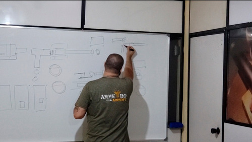 Imagem 1 de 10 de Curso Armeiro Airsoft