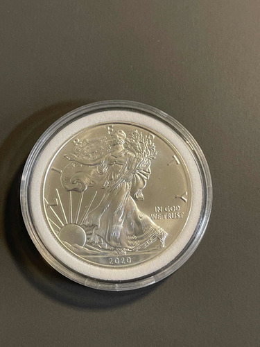 Imagen 1 de 3 de Moneda De Plata 1 Oz American Silver Eagle 2020