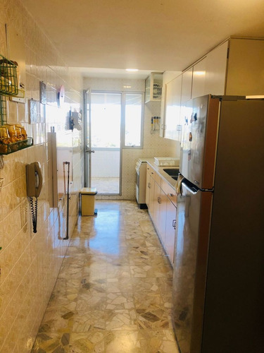 Imagen 5 de 8 de Apartamento En Venta De 3 Dormitorios En Playa Mansa (ref: Lij-5747)