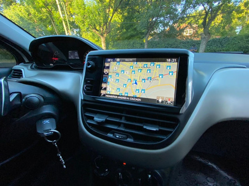 Peugeot 2008 1.6 Allure Tip 2017 1er Dueño Servicio Oficial