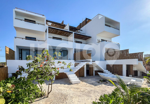 Casa En Venta En San Benito Frente Al Mar, Modelo 3 Recámaras En Yucatán