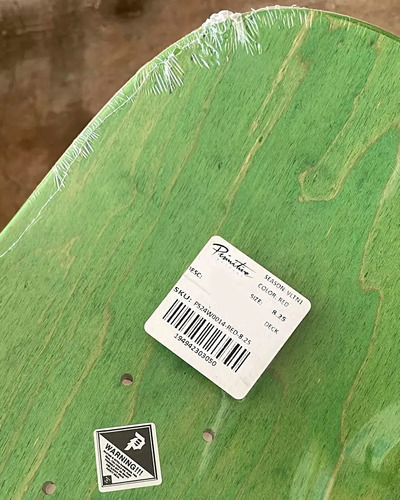Tabla Skate 8.25 Primitive Miles Silvas Royal Laminates