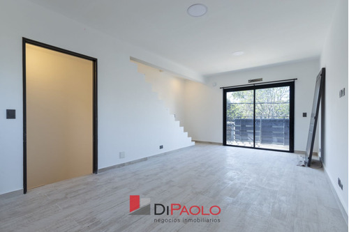 Venta Casa Duplex En Villa Ballester 3 Ambientes Con Cochera