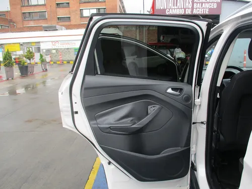 Ford Escape 4x2 2000cc At Aa