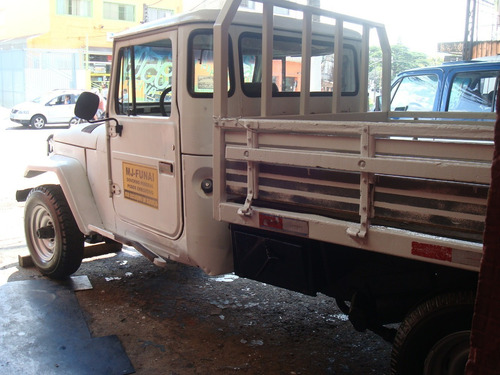 Jipe,toyota Bandeirante Faltando Peças Mecanica Para Reforma