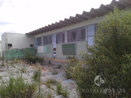Imagem 19 de 30 de Vendo Imóvel Apropriado Para Escola, Com Salas De Aula, Área Administrativa, Refeitório, Cozinha, Quadra, No Centro Do Bairro, Em Terreno De 2040 M². - Pr00001 - 3018869