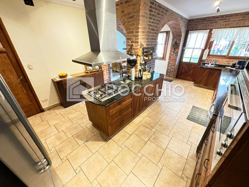 Casa En Venta 5 Ambientes En Villa Ballester
