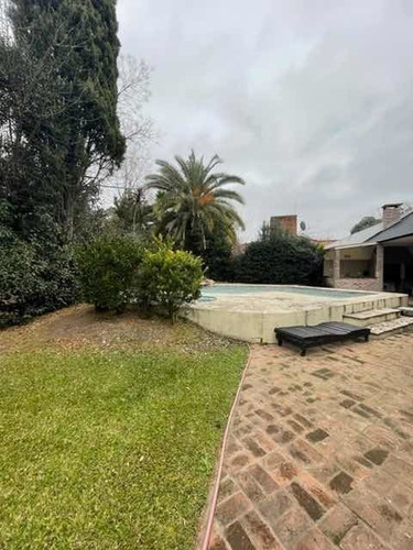 Imagen 7 de 9 de Venta - Casa A Reformar En Barrio Los Rosales - Canning