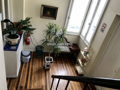 Casa Hostal En Venta De 17 Dorm. En Santiago