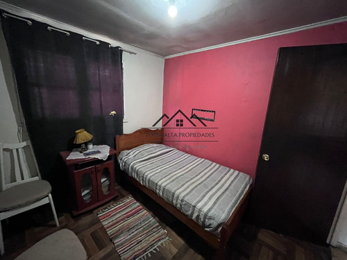 Amplia Casa De 4 Dormitorios Y 2 Baños Comuna De San Joaquin