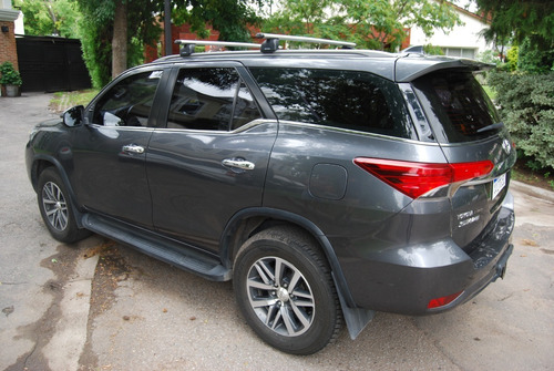 Toyota Hilux Sw4 Tdi Srx 2.8 At 2016