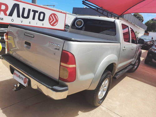 Imagem 5 de 9 de Toyota Hilux Cabine Dupla 2.7 Sr Cd 4x2 (flex) (aut)
