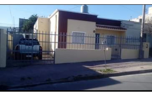 Vendo Casa *apto Credito*   3 Dormitorios En B° Altos De San Vicente