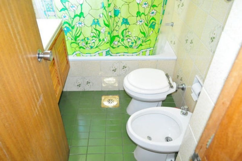 Venta De Apartamento De 2 Dormitorios En Roosevelt