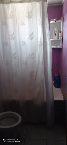 Se Venden 2 Casas Juntas, Una Con Uso Comercial,renca