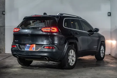 Jeep Cherokee 3.2 Longitude