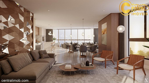 Apartamento Com 4 Dormitório(s) Localizado(a) No Bairro Centro Em Balneário Piçarras / Balneário Piçarras - 600