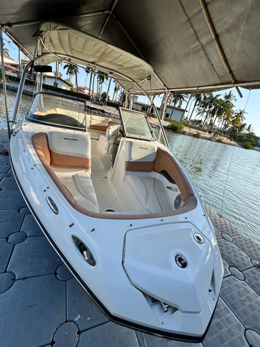 Lancha Seadoo Challenger 2010 Dos Motores 260hp Cada Uno