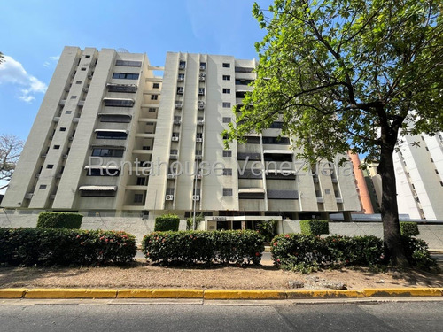Julio Latouche 25-17840 Apartamento En Venta Prebo Valencia, Amplio, Cómodo E Iluminado, Re-modelado, Semi Amoblado, Cerca C. C. Shopping Center, Planta Electrica.