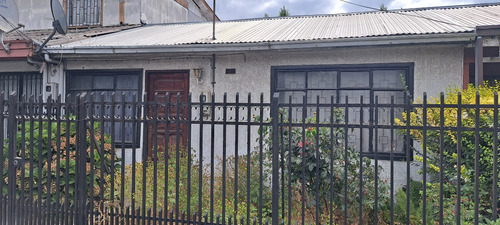 Se Vende Casa En Población Purén, Chillán.