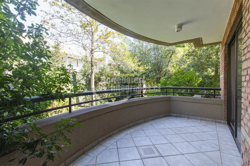 Departamento En Venta De 5 Dorm. En Las Condes - San Damián